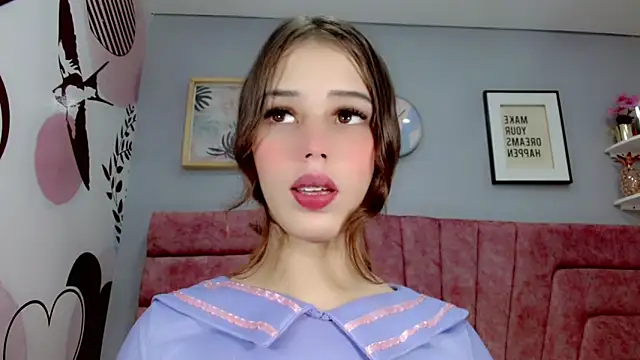 ValeriaAguilar online show from 16, 3, 2025