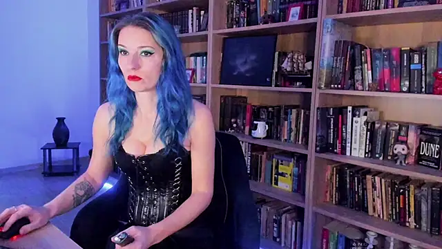 Queen of Hearts1 online show from 22, 2, 2026