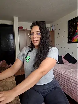 Snapshot of Thaliacooper_ chatting on 26, 5, 2026 Thaliacooper online show from 26, 5, 2026