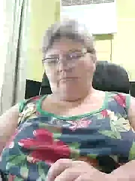 Snapshot of AlenushkaGold chatting on 12, 9, 2025 AlenushkaGold online show from 12, 9, 2025