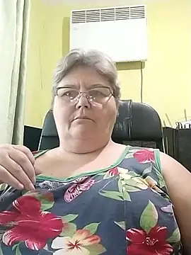 Snapshot of AlenushkaGold chatting on 13, 9, 2025 AlenushkaGold online show from 13, 9, 2025