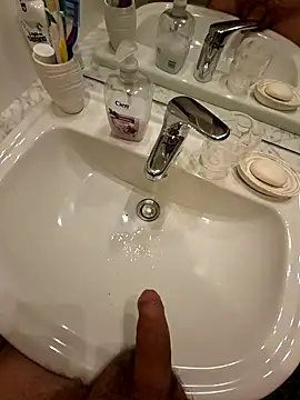 Snapshot of teddy79good chatting on 21, 10, 2025 teddy79good online show from 21, 10, 2025