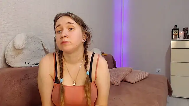 Snapshot of lovely_hayley chatting on 3, 1, 2025 lovely hayley online show from 3, 1, 2025