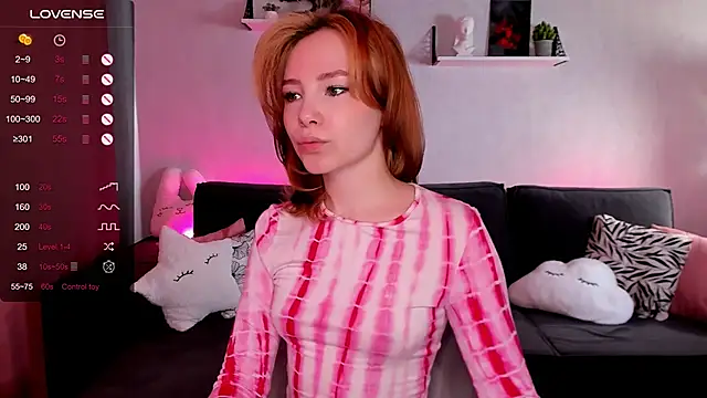 LanaBlu  online show from 12, 3, 2025