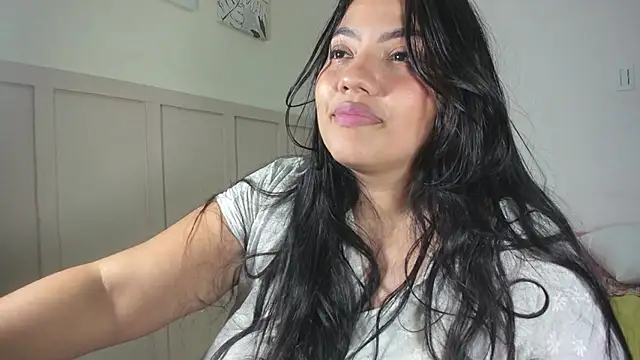 AvrilRizoX online show from 16, 1, 2025