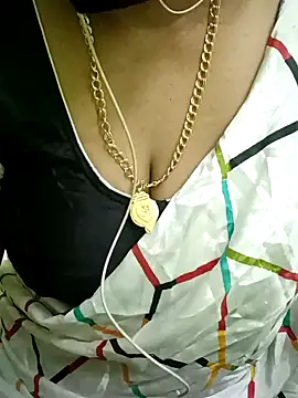 Snapshot of Aishu-tamil09 chatting on 20, 12, 2024 Aishu-tamil09 online show from 20, 12, 2024