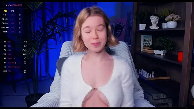 PollyHathor online show from 21, 12, 2024
