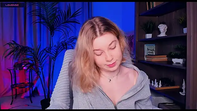 PollyHathor online show from 18, 3, 2025