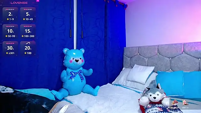 OwenBluee online show from 13, 12, 2024