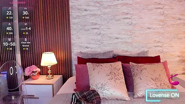 AndreaPink2024 online show from 13, 10, 2025