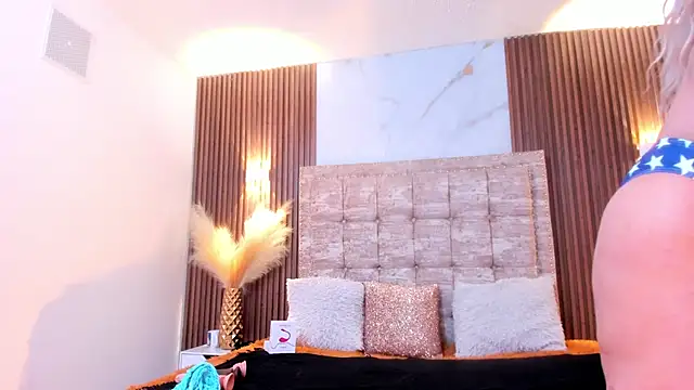 AnastasiaTaylor  online show from 17, 10, 2025