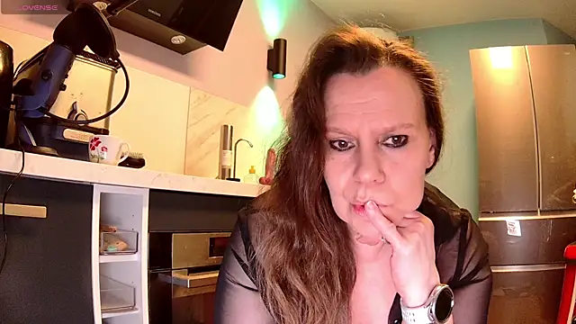 Endrocleia online show from 16, 1, 2025