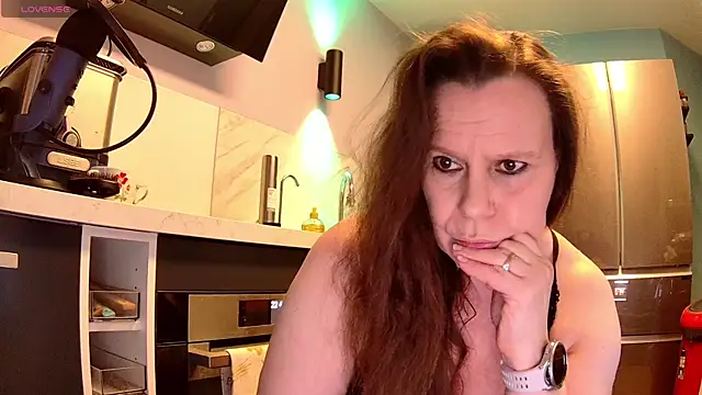 Endrocleia online show from 10, 2, 2025