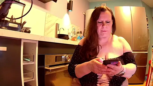 Endrocleia online show from 8, 4, 2026