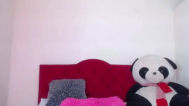 Luluu 08 online show from 21, 2, 2025