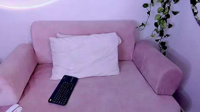 Catbaby888  online show from 16, 12, 2025