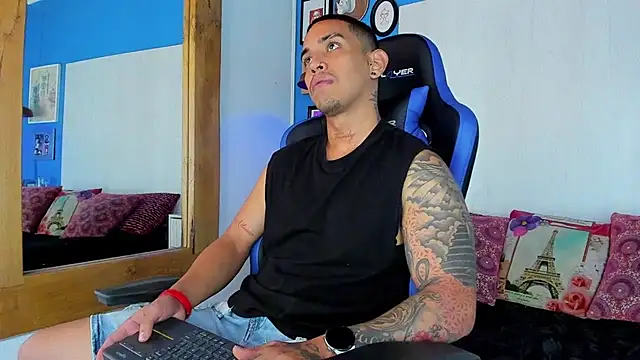 Snapshot of Damian09_ chatting on 14, 1, 2025 Damian09  online show from 14, 1, 2025
