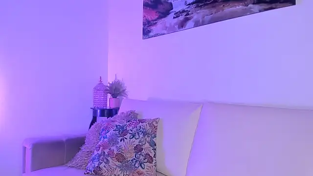 azzahara069 online show from 13, 12, 2025