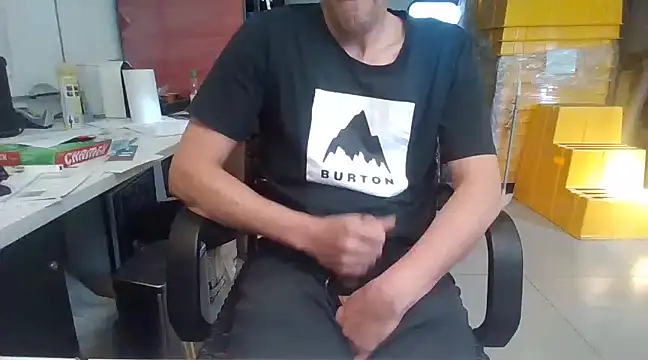 Snapshot of Raimundo1971 chatting on 2, 12, 2024 Raimundo1971 online show from 2, 12, 2024