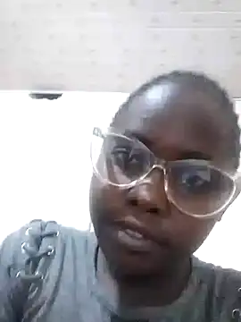 Sweetcecie01 online show from 15, 2, 2025