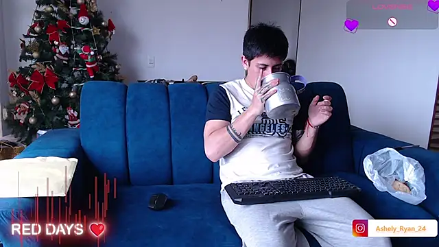 ashely ryan24 online show from 24, 11, 2025