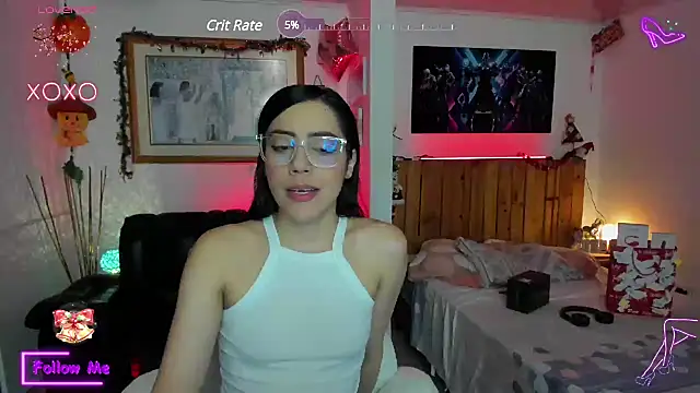 Snapshot of LauGrayJ chatting on 23, 12, 2024 LauGrayJ online show from 23, 12, 2024