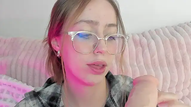 Snapshot of SofiaGc chatting on 1, 2, 2025 SofiaGc online show from 1, 2, 2025