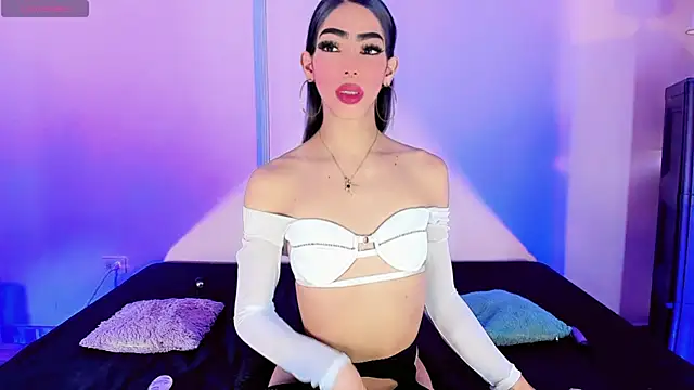 Tiffany moonblack online show from 22, 11, 2025