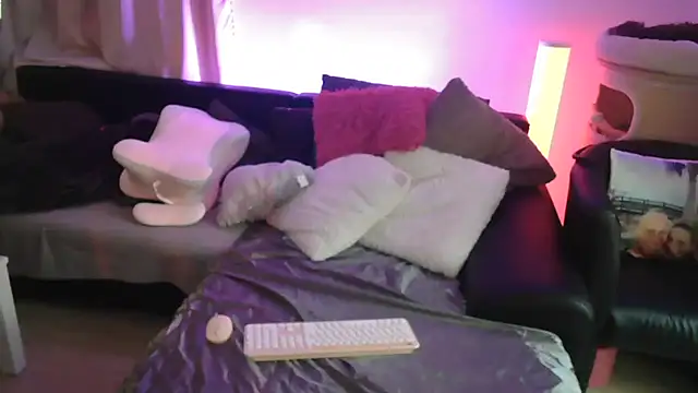 HotElena online show from 30, 3, 2026