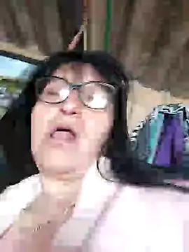 clarita 01 online show from 21, 11, 2025