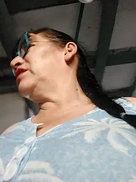 clarita 01 online show from 23, 2, 2026