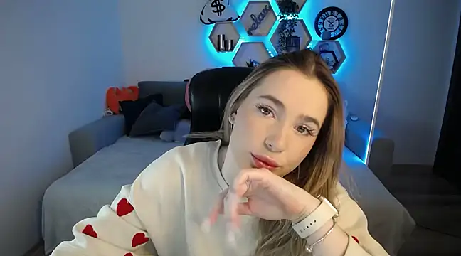 SabrinViolet online show from 17, 2, 2025