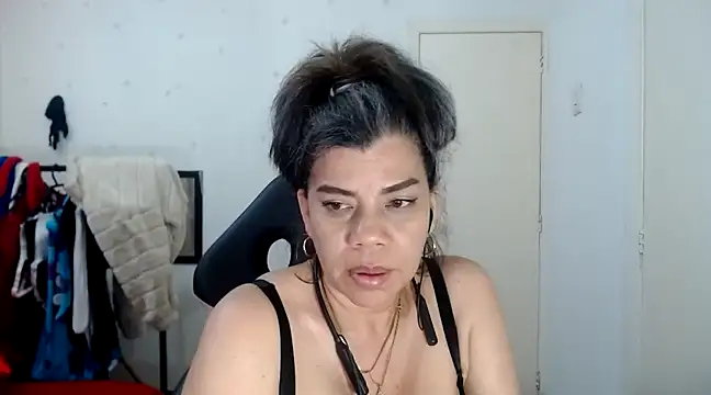 vikyadams online show from 26, 2, 2025