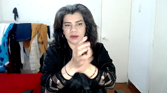 vikyadams online show from 4, 3, 2025