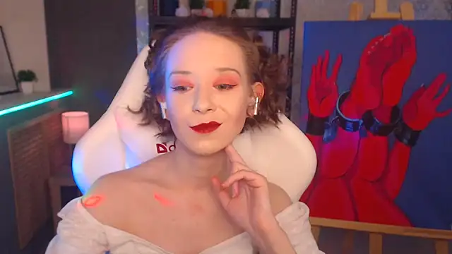 FascinatingEyess online show from 12, 2, 2025