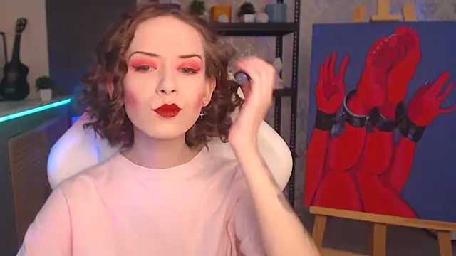 FascinatingEyess online show from 26, 11, 2025