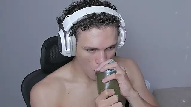 laurent nova online show from 23, 10, 2025