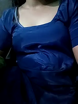 Snapshot of Sexy-bhabhi78 chatting on 7, 10, 2025 Sexy-bhabhi78 online show from 7, 10, 2025