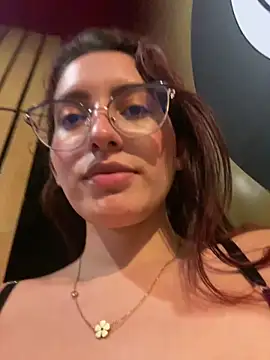 Snapshot of VioletPearson chatting on 11, 3, 2025 VioletPearson online show from 11, 3, 2025