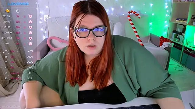 Snapshot of Melissa_Purr chatting on 27, 12, 2024 Melissa Purr online show from 27, 12, 2024