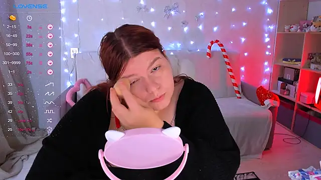 Snapshot of Melissa_Purr chatting on 28, 12, 2024 Melissa Purr online show from 28, 12, 2024