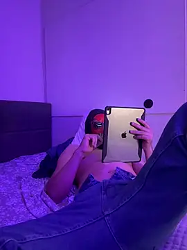 Daniel2zuZ online show from 5, 10, 2025