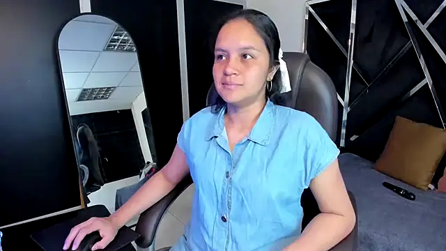 Ivanna18 x online show from 10, 10, 2025