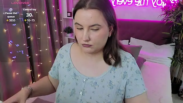 FeralPeach online show from 7, 2, 2026