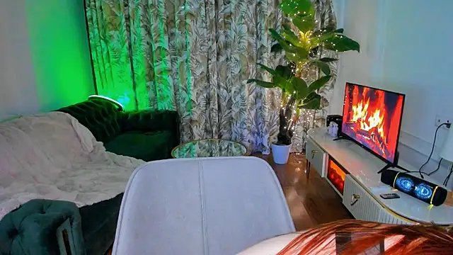 Alyssa Smitt online show from 13, 1, 2026