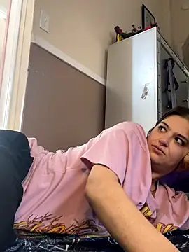 Snapshot of SafeinouterSpace chatting on 17, 9, 2025 SafeinouterSpace online show from 17, 9, 2025