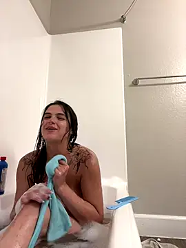 Snapshot of SafeinouterSpace chatting on 23, 10, 2025 SafeinouterSpace online show from 23, 10, 2025