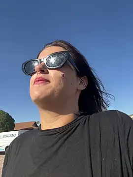 Snapshot of SafeinouterSpace chatting on 2, 11, 2025 SafeinouterSpace online show from 2, 11, 2025