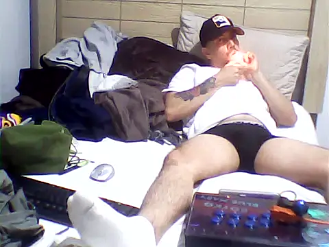 Terry Bogardd online show from 19, 12, 2025