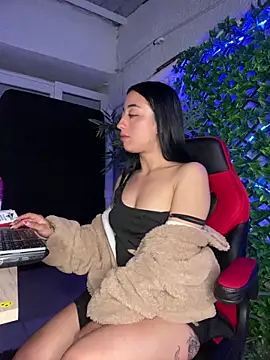 Ady 18 online show from 14, 1, 2025